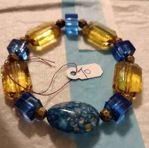 Artemis's Gems custom-made beaded bracelet with gold and blue beads